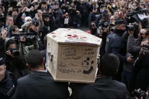 En el Ayuntamiento de Montreuil, en las afueras de Pars, se celebr el funeral de Tignous