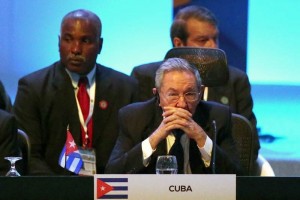 Respalda CELAC a Cuba; pide a EU levantar embargo Pese a que la pobreza que afecta a 167 millones de personas en la regin era el tema central previst