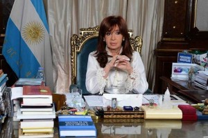 En el caso del suicidio? del fiscal a cargo de la causa AMIA, Alberto Nisman, no slo hay estupor e