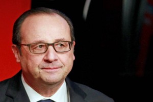 El presidente de Francia, Franois Hollande, lanz una imagen de vuelta a la actividad cotidiana, t