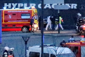 Explosiones y disparos se escucharon tras la entrada de la polica a la tienda de comida juda en Pa