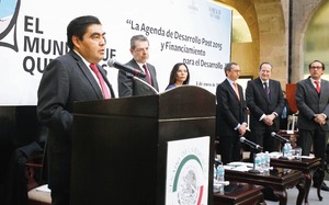 Barbosa confirma que se queda en PRD