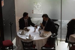 Marcelo Ebrard se reuni� con el presidente de la Comisi�n Especial para la L�nea 12 en San L�zaro, M