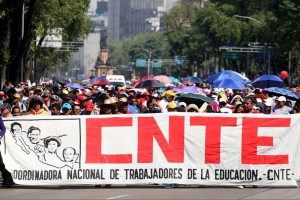 Hasta ahora el contingente se encuentra en el cruce con la avenida Insurgentes