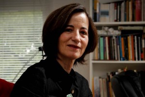 Quieren leer 10 millones de horas La escritora Mnica Lavn cree que la mejor manera de transmitir el gusto por la lectura es con el e