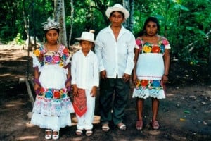 La tradicin en la msica ritual del oriente yucateco sigue viva en la dinmica de las sociedades ac