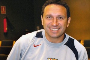 Eusebio Sacrist�n fue ayudante del entrenador del Barcelona, Frank Rijkaard.