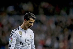 El delantero portugu�s est� cabizbajo tras una falla en un juego 