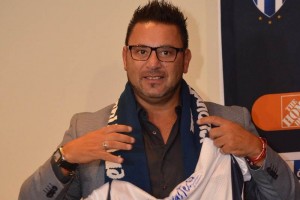 Antonio Mohamed cumpli� el sue�o de su hijo fallecido