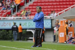 Carlos Reinoso afirm� que no importa el nombre, si eres Chivas o Veracruz