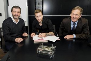 Marco Reus seguir� en la Bundesliga