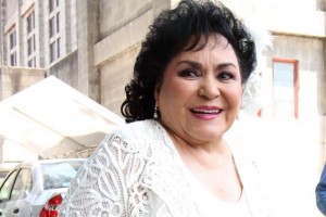 Carmen Salinas actuar en <i>Garibaldi, una historia sin espinas</i> Est por finalizar su participacin en la telenovela Mi corazn es tuyo