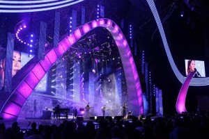 Ultiman detalles del Festival de Via del Mar Todos los aos la escenografa se mantiene en secreto hasta la noche inaugural