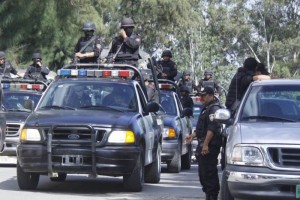 Matan a precandidato y a 2 personas ms en Oaxaca Al lugar acudi un equipo multidisciplinario, adems de un grupo de tcnicos periciales y una unidad