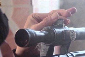 La grabaci�n del EI muestra la supuesta ejecuci�n de 12 combatientes enemigos. Algunos efectos han s