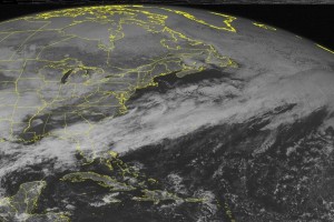 Cancelan ms de mil vuelos por nevada en centro de EU La tormenta es producto del choque de una masa de aire clido y hmedo proveniente del Golfo de Mxi