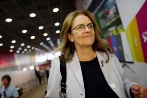 Foster comenz� a trabajar en Petrobras en la d�cada de 1970 y ascendi� r�pidamente en el organigrama