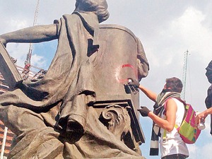 Movilizaci�n por los 43 tiene eco internacional