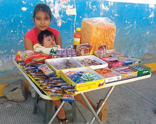 Los hu�rfanos de Ayotzinapa