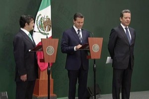 El Presidente nombr� a Virgilio Andrade titular de la SFP