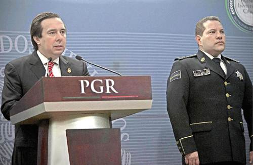 El director de la Agencia de Investigaci�n Criminal, Tom�s Zer�n de Lucio, durante la conferencia de