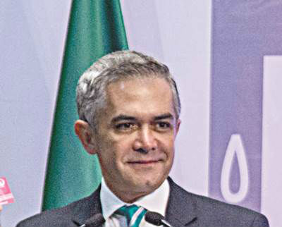 Yo no negoci� la candidatura de Ebrard: MAM