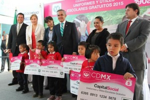 Miguel �ngel Mancera, jefe de gobierno del DF, inform� que la entrega de vales electr�nicos ser� del