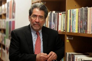 Rafael P�rez Gay, en la imagen, es uno de los invitados. Tambi�n asistir�n: Humberto Mussachio, Rica