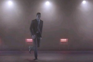 <b>Video</b> CR7 cambio del futbol por el baile El reciente anuncio de Ronaldo implic problemas con la firma de calzado deportivo Nike.