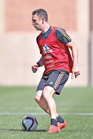 Lay�n festeja su decisi�n de haber ido al Watford