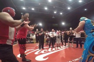 <b>Video</b> Arena Coliseo rinde homenaje al Perro Aguayo Jr. Aplausos y ovaciones en el Coliseo.
