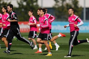 Real Madrid prepara su visita a Bilbao En el pasado juego de Liga, contra Villarreal, 'Chicharito' vio actividad.