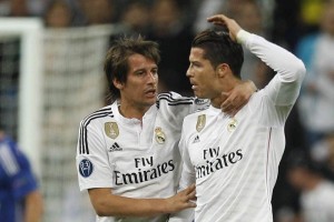 Entrenador y estrellas conviven desde hace varios partidos con los abucheos.
