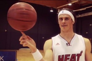 El delantero del Real Madrid se enfund� en la casaca del Miami Heat para realizar el reto