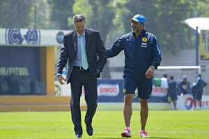 Gustavo Matosas se queda en el Amrica Ricardo Pelez respalda a Matosas y seala que mantienen la mentalidad en Liga Mx y Concachampions.