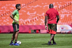 Lalo Herrera ver� acci�n contra Paraguay