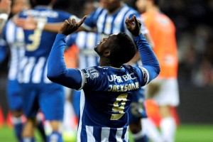 El futbolista colombiano celebra un gol con la escuadra lusitana