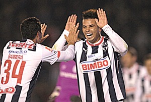 Cardona salva al Monterrey Cardona salva al Monterrey