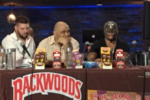 Mysterio, durante la rueda de prensa previa al encuentro