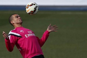 La Federaci�n Portuguesa de F�tbol no ha informado del diagn�stico oficial sobre Pepe. 