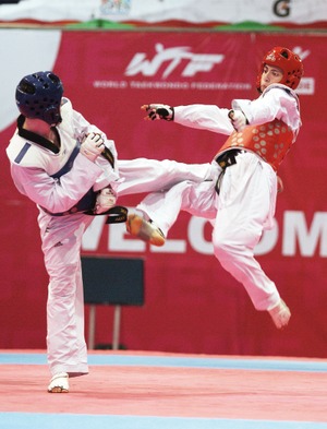 Taekwodo�nes tricolores lucen