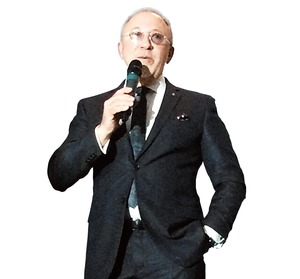 Estefan, feliz con la Estefan, feliz con la