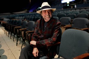 Sabina abre dos fechas ms en el Auditorio Nacional Presenta su gira 500 noches para una crisis