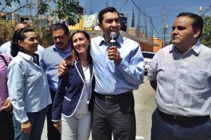 Acompa�ado por su esposa, el sostuvo que el acudir� a todas las regiones, incluidas Tierra Caliente 