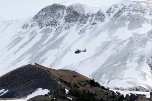 La oscuridad hace imposible que prosigan los vuelos de los helic�pteros y que se pueda seguir buscan