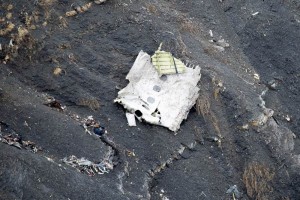 Piloto de Germanwings qued fuera de la cabina: reporte Los datos de la grabadora de voz slo parecer hacer ms profundo el misterio alrededor del accidente