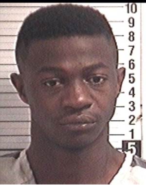 Tiroteo en fiesta de jvenes deja 7 heridos en Florida David Jamichael Daniels, de 22 aos, fue acusado de siete cargos de intento de asesinato y encarcela