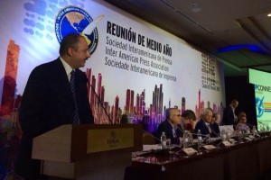 El director general de EL UNIVERSAL, Juan Francisco Ealy Lanz Duret, en la reuni�n de medio a�o de l