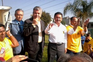 Carlos Navarrete  asiste al arranque de campa�a de Arturo Santana, como candidato a diputado federal