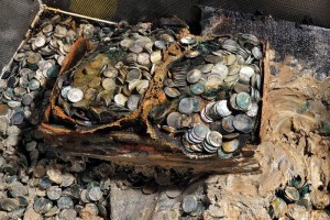 Las 100 toneladas de monedas de plata fueron extradas por el equipo de Deep Ocean Search desde una 